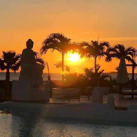 Hotel Livvo Budha Beach Santa Maria Bagian luar foto