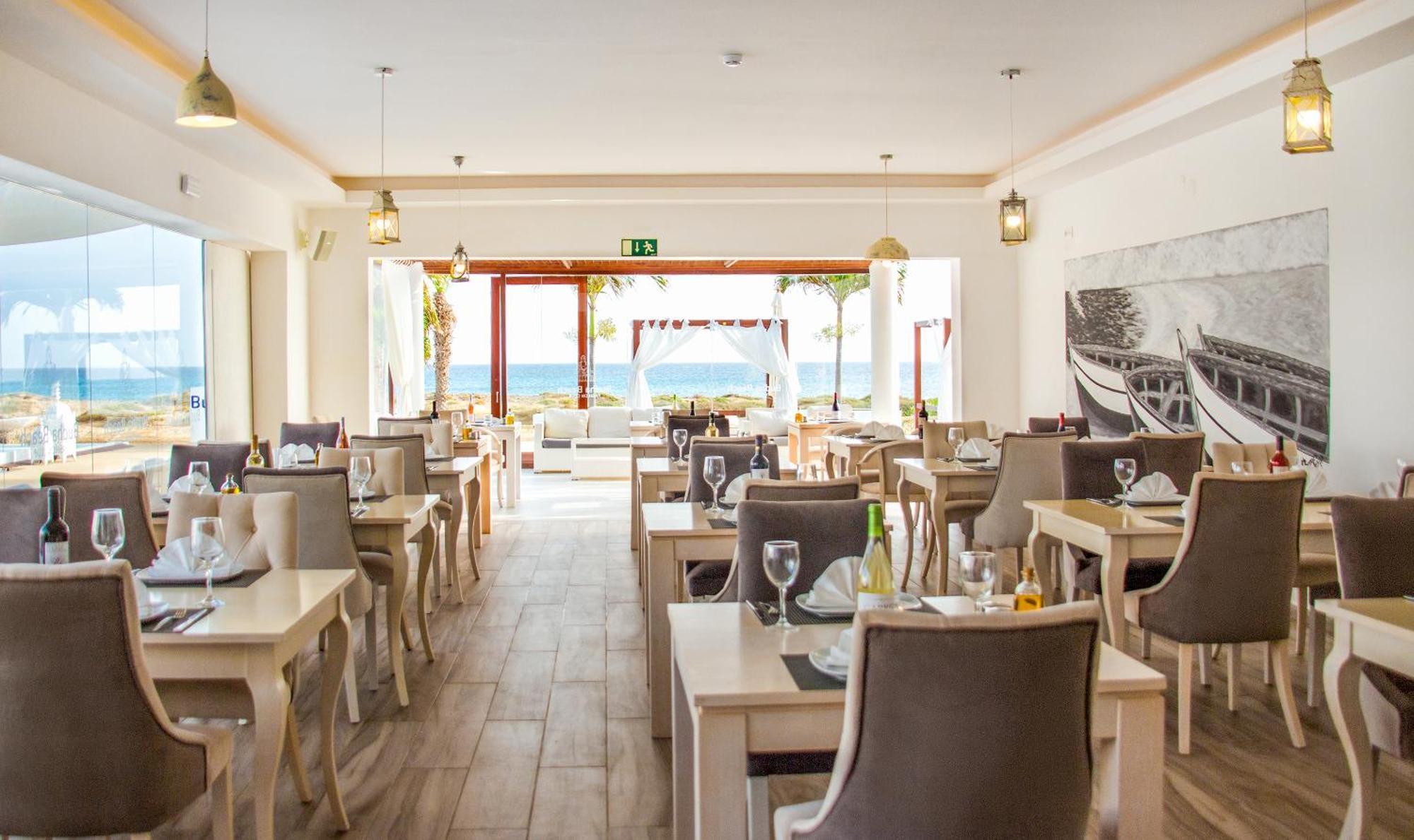 Hotel Livvo Budha Beach Santa Maria Bagian luar foto