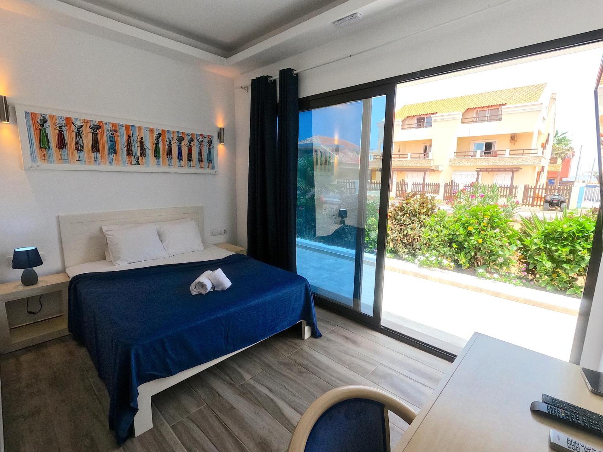 Hotel Livvo Budha Beach Santa Maria Bagian luar foto