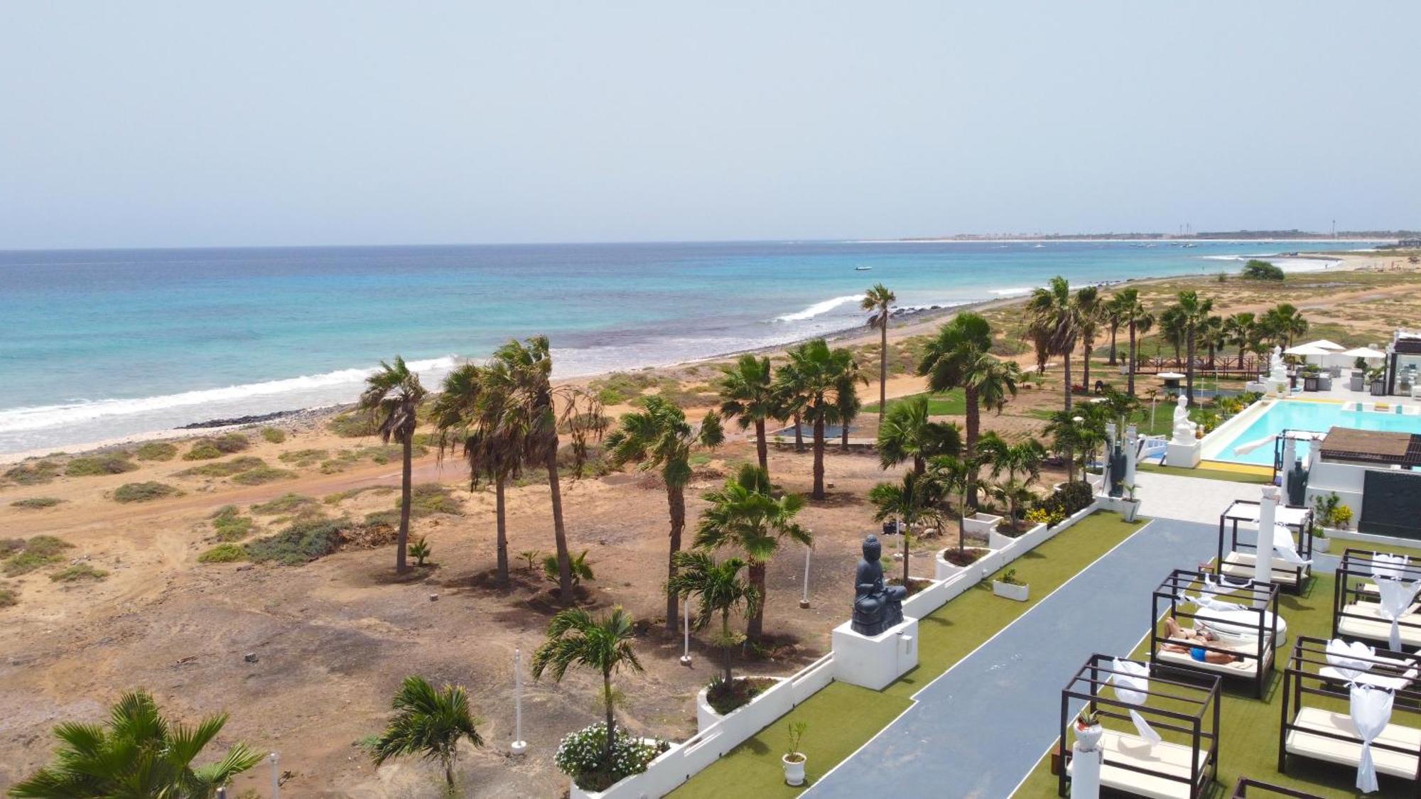 Hotel Livvo Budha Beach Santa Maria Bagian luar foto