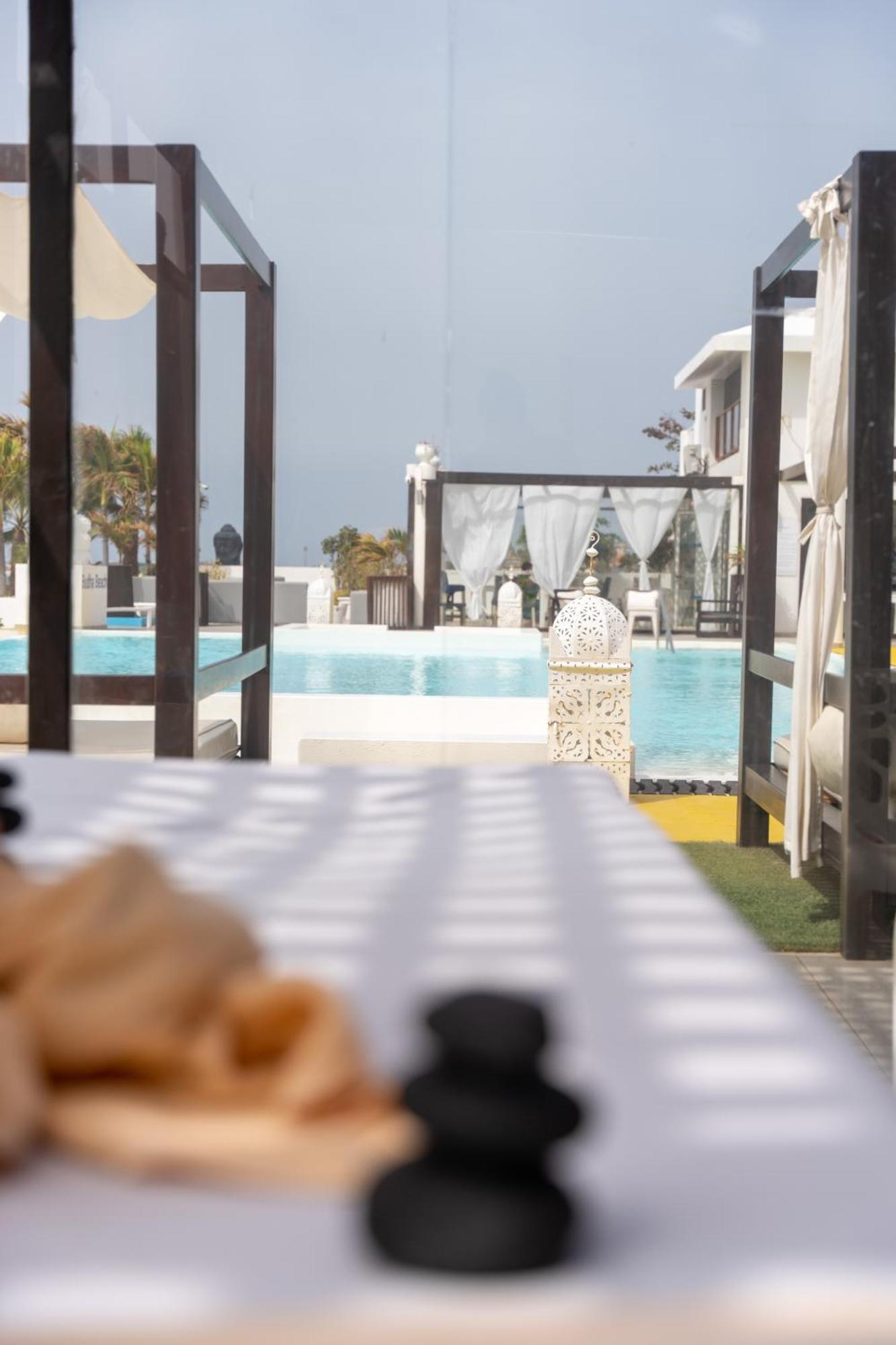 Hotel Livvo Budha Beach Santa Maria Bagian luar foto
