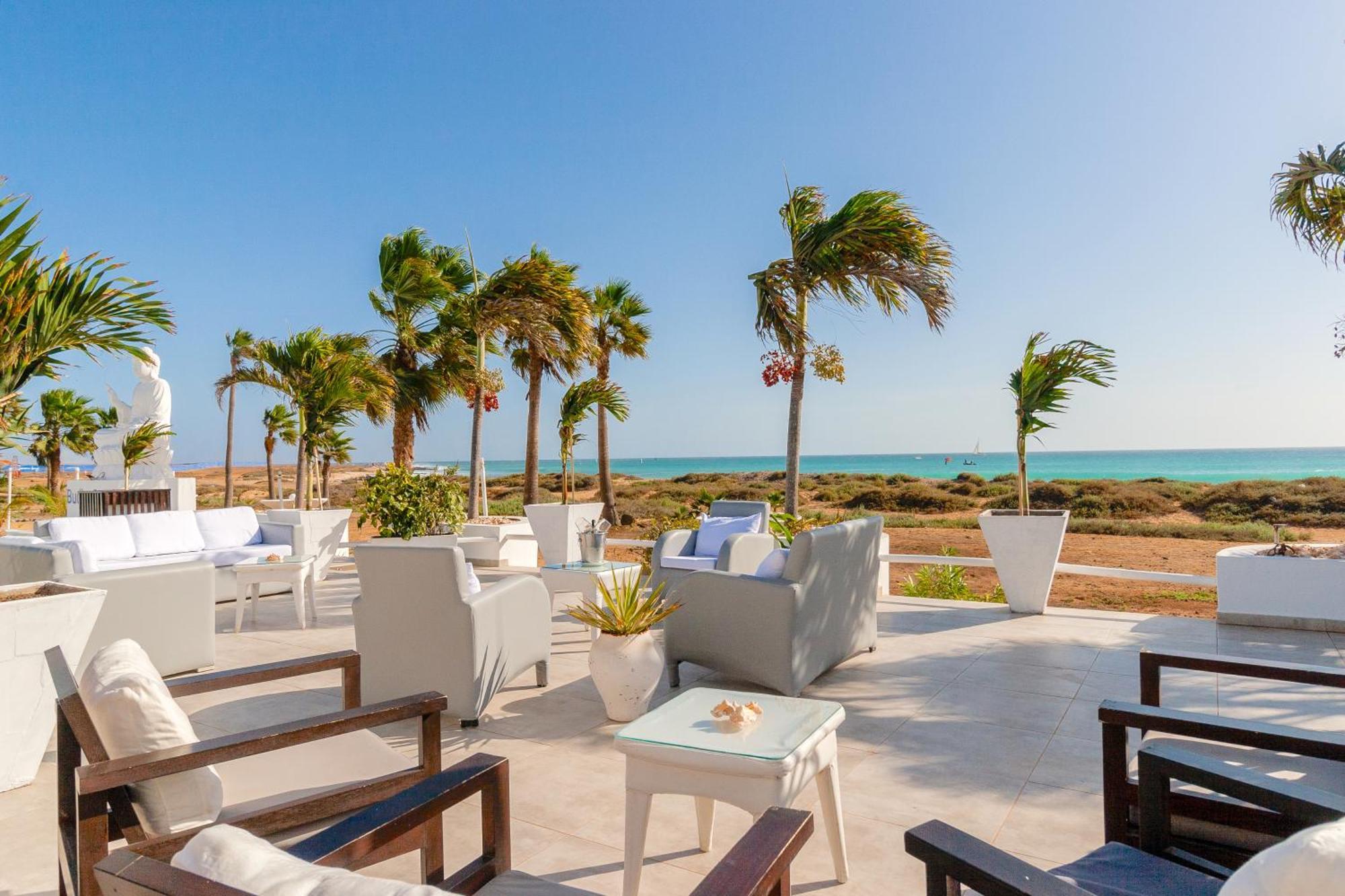 Hotel Livvo Budha Beach Santa Maria Bagian luar foto