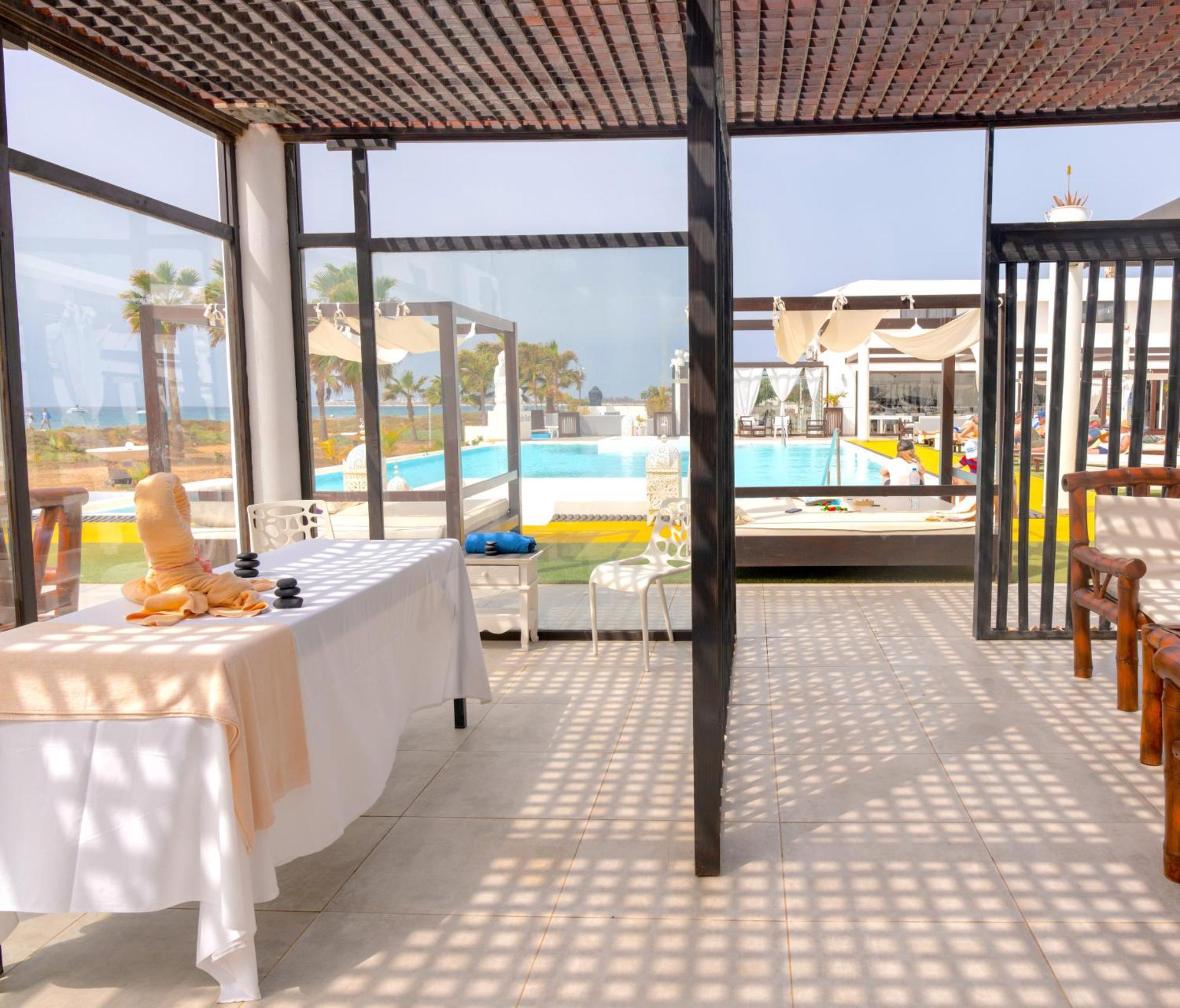 Hotel Livvo Budha Beach Santa Maria Bagian luar foto