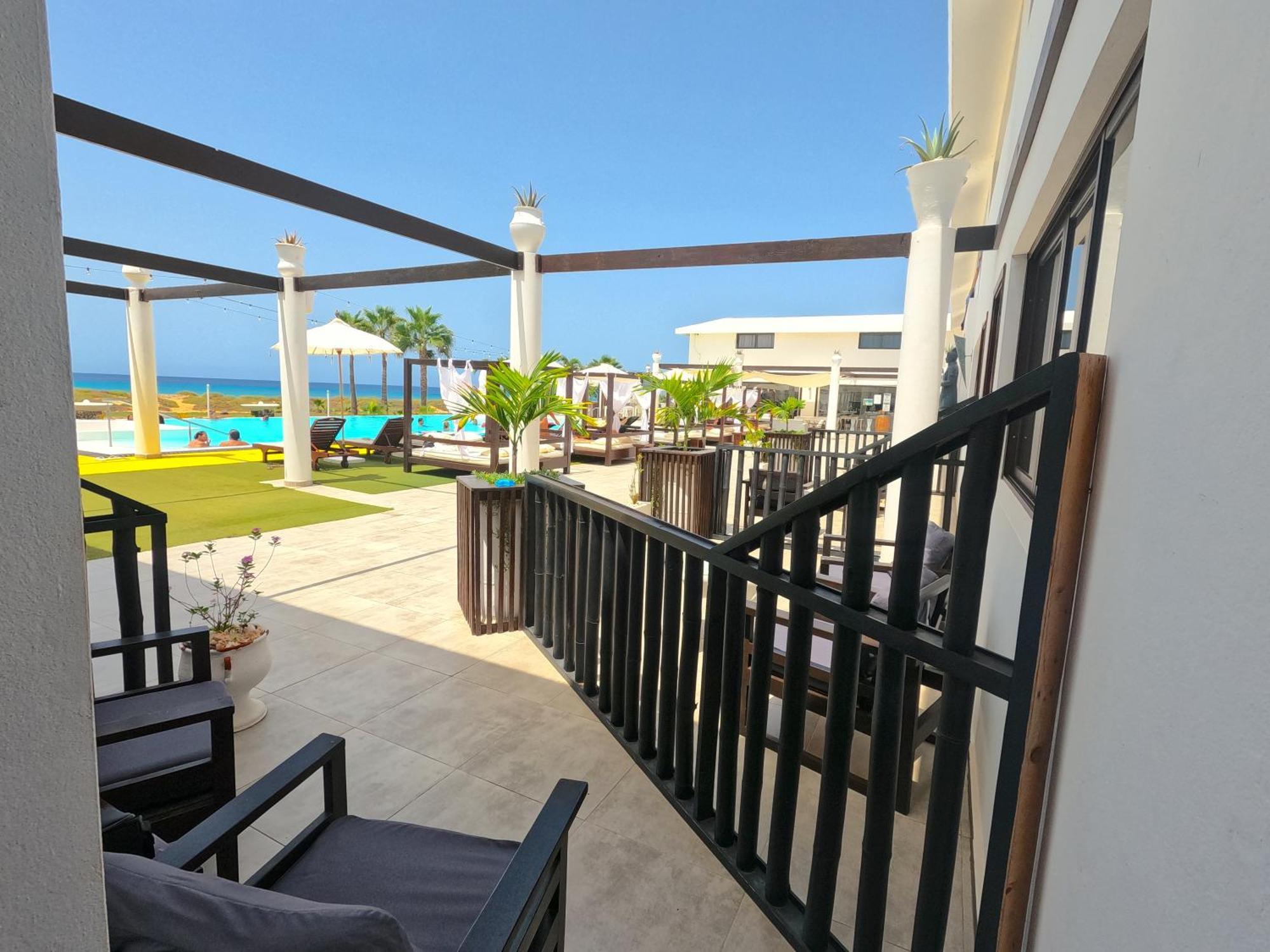 Hotel Livvo Budha Beach Santa Maria Bagian luar foto