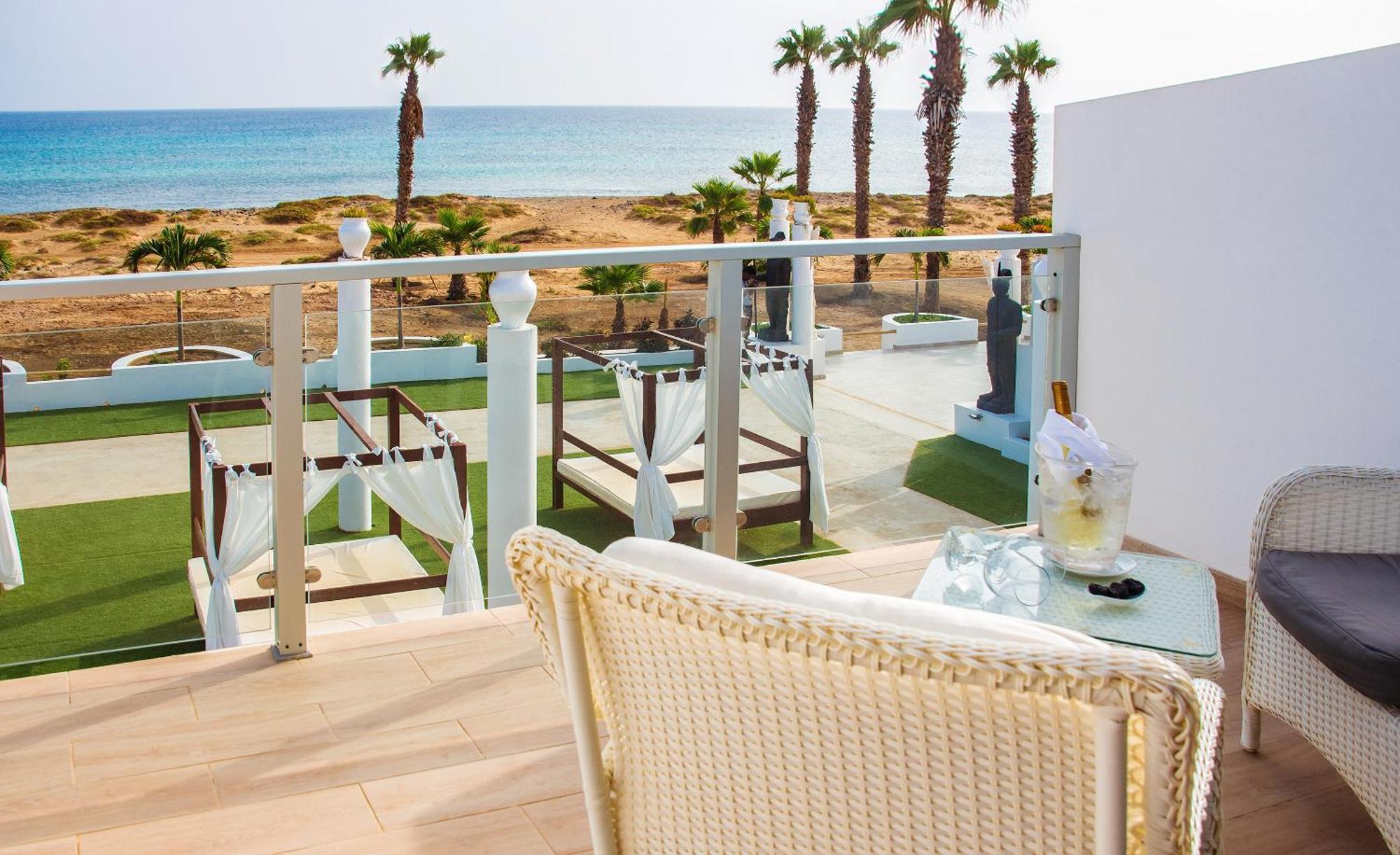 Hotel Livvo Budha Beach Santa Maria Ruang foto